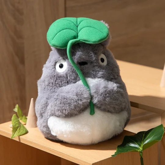Nakayoshi Plush Big Totoro with leaf - My Neighbor Totoro